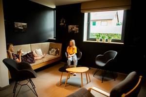 La Siroperie gîte 4 places petite réunion au salon