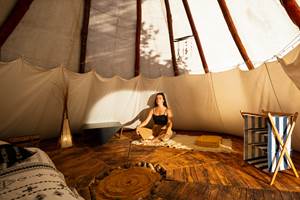 Relaxez vous en amoureux dans notre Tipi 2 places