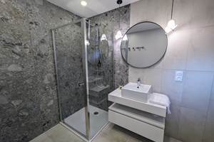 salle de bain gîte Le Cémarose en Champagne