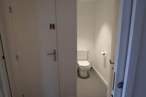 Un des deux WC du dortoir