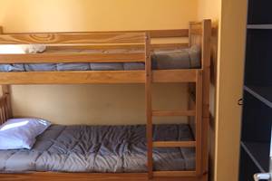 Les Mazets du Rouret - chambre enfants lit superposé Pin Parasol
