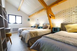 Chambre Valentine, Etage, Exposition Sud, 3 lits 90 x 200