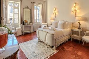 Suite Violette familiale vue chambre