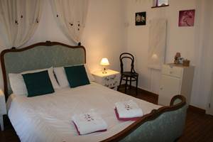 Gîte Coquelicot - Chambre avec lit double étage