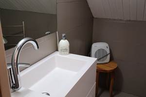Salle de bain la Jonte 3P - DR