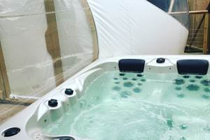 Jacuzzi