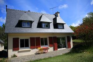 Vue de notre maison où se trouve la chambre (1er étage)