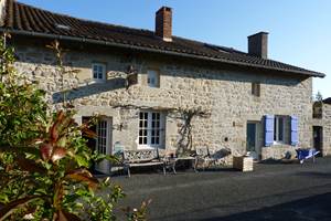 Lo Maïsou - Le gîte de la Vieille Maison de Pensol