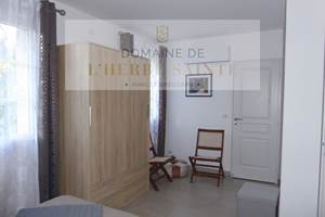 Gîte Artémisia fraîcheur avec la clim, confort avec la baignor