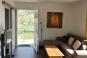 salon 3 gîte tournesols ombre bleue du figuier gîtes et chambres d'hôtes avec piscine ardèche