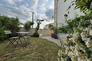Jardin privatif- Château La Fon du Berger gîte en Haut-Médoc et Pauillac