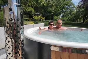 Spa nordique avec hydromassage ou non pour se détendre en duo et jusqu'à 6 personnes