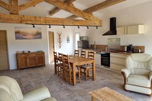 grand séjour cuisine 60m² idéal pour les groupes