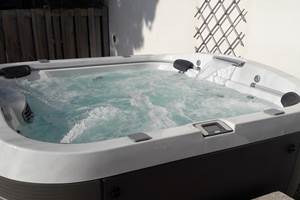 Jacuzzi
