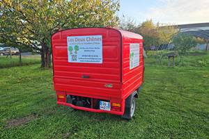 Véhicule publicitaire- amusement- tripoteur- Le Fleix