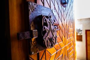 Serrure porte petite villa