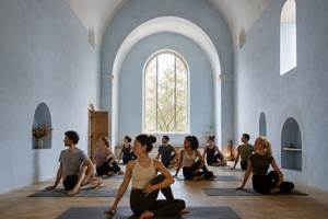 Yoga dans la Chapelle