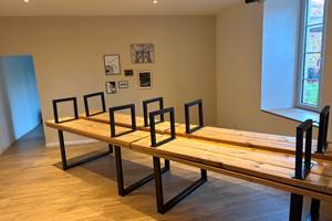 sallle-a-manger-lumineux-gite-le-lijaly-bournezeau-vendee-famille-detente-vacances.jpg