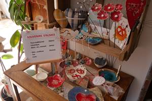Cadeaux souvenirs : locaux, artisanaux, vins d'Alsace