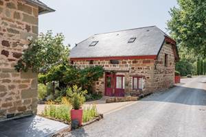 Les_sources_gite_de_charme_Objat_correze_piscine_x_Nastasia_Papiez-268