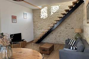Salon - salle à manger - Château La Fon du Berger gîte en Haut-Médoc et Pauillac