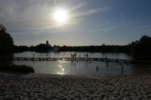 Gite La Mélinothe à Paisy-Cosdon - Aube en Champagne - La plage du plan d'eau de Paisy-Cosdon