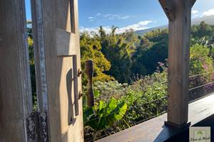 L'Orée du Maïdo - un coin parfait pour siroter un café au lever du jour