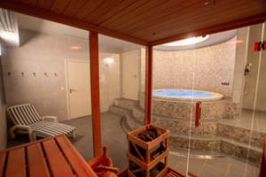 Poupehan_XPRESSIF-PINTER-109-1024x683