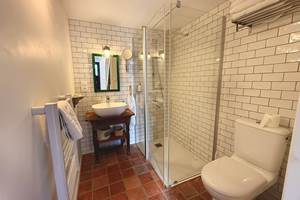 Salle de bain de la Suite Rouge Flamand