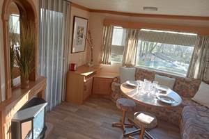 camping-la-perle-creuse-MH 4 personnes-Louisiane-pièce de vie2