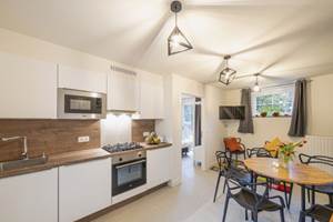 keuken-eetkamer-kinderen-ecolodge