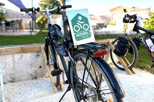 velo-accueil-velo-parking_mas-des-anges_soussans-margaux-cyclotourisme