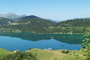 Lac de Roselend le matin