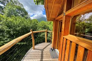 la vue sur le Layens depuis la terrasse