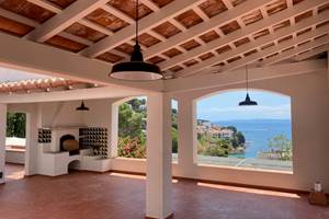 38 - Oliveres Patio ancien 2 1600 x 1200