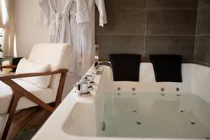 Baignoire balne´o