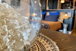 1E82B3FE-2C9D-4E4D-87A9-C2EA0AEB6CD5