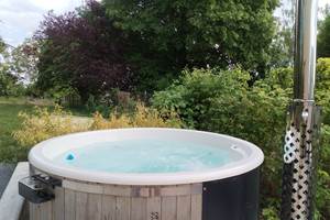Spa nordique avec hydromassage pour se détendre
