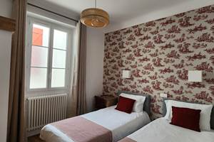 Chambre lits jumeaux au cœur de Biarritz