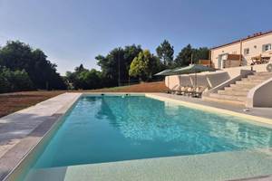 Piscine et jardin de L’Hacienda de Soubran, Charente-Maritime