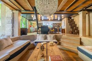 2994A935-DF85-4646-80D4-1558150B8A03_1_105_c