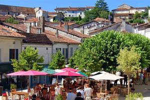 Place trarieux Aubeterre