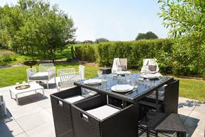 #ClosSaintJoseph_GiteLesEcuries_Terrasse