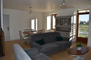 Lounge 3