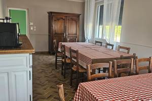 Le Quai d'Neuf — Gîte de groupe en Creuse (15 personnes) - Salle à manger