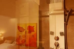 salle de bain chambre 2 RDC