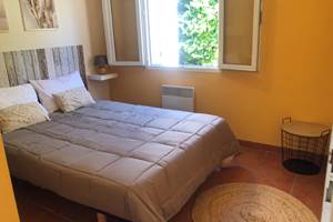 Les Mazets du Rouret - 1 chambre adultes Pin Parasol