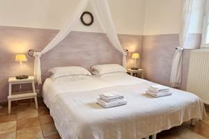 La chambre double au rez-de-chaussée