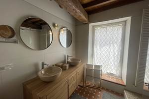SALLE DE BAIN 1ER E´TAGE lavabos MF