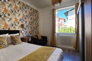Chambre double confort au cœur de Biarritz